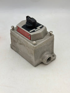 Eaton Crouse-Hinds DSD925-SA Ex. Proof Front Op. Select Switch w/ Body (Used)