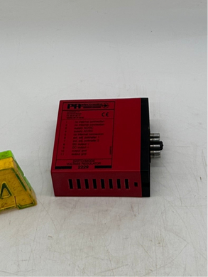 PR Electronics 2229 Switchmode Voltage Regulator (No Box)