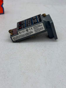 Eaton Cutler-Hammer E51SPL Inductive Proximity Sensor Switch Body (No Box)