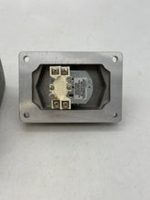 Load image into Gallery viewer, Eaton Crouse-Hinds DSD925-SA Ex. Proof Front Op. Select Switch w/ Body (Used)