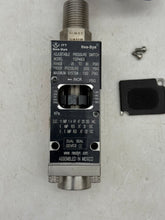 Load image into Gallery viewer, ITT Neo-Dyn 132P49C6 Adjustable Pressure Switch, 20-80PSIG (No Box)