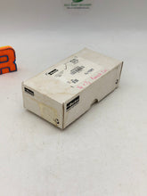 Load image into Gallery viewer, Parker 4FSC8N-316 A-LOK Connector 1/4" Tube x 1/2" FNPT *Box of (10)* (New)