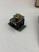 Load image into Gallery viewer, Pauluhn 2640A-125 Cover Asy w/ 2P3W Interior Receptacle, Switch, Gasket, Hrdwr (Open Box)