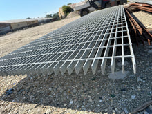 Load image into Gallery viewer, Grating 35-3/4” x 24’ x 1-1/4&quot; Galvanized Steel Bar Grating, Smooth (Used)
