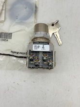 Load image into Gallery viewer, Allen-Bradley 800T-J631A/T 30mm Selector Switch, 800T PB (New)