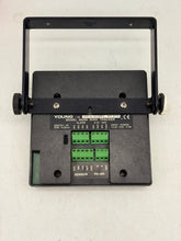 Load image into Gallery viewer, Young 06206 Marine Wind Tracker w/ Mounting Bracket (Used)