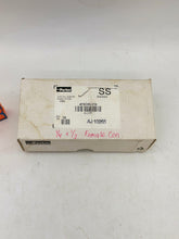 Load image into Gallery viewer, Parker 4FSC8N-316 A-LOK Connector 1/4" Tube x 1/2" FNPT *Box of (10)* (New)