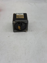 Load image into Gallery viewer, Eaton Cutler-Hammer E51DS5 Inductive Proximity Sensor Head (No Box)