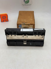 Load image into Gallery viewer, GE Fanuc IC670CHS001E I/O Base Terminal Block w/ Barrier Style Terminals (Open Box)