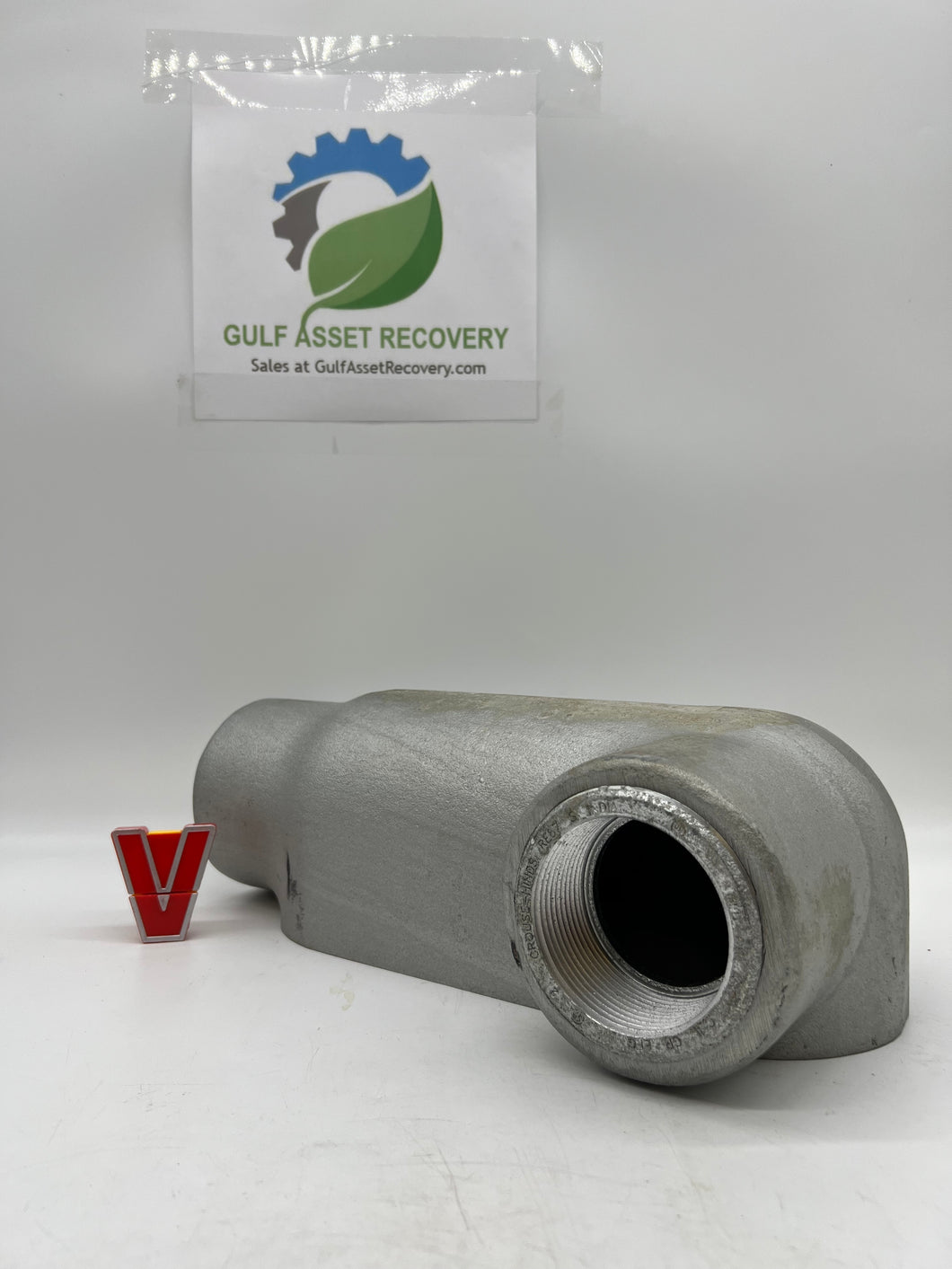 Eaton Crouse-Hinds LR78 Form-8 Conduit Outlet Body, 2.5” (Open Box)