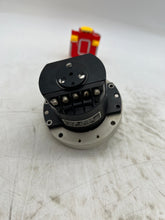 Load image into Gallery viewer, Anschutz NB23-91 Synchro Motor w/ Gear, 3&quot; Flange (Used)
