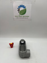 Load image into Gallery viewer, Eaton Crouse-Hinds LR58 Form-8 Conduit Outlet Body, 1.5” (No Box)