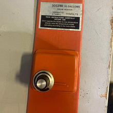 Load image into Gallery viewer, Grainger 3CCZ9D 55 Gal Drum Heater, 115VAC 8.7A 1000W (Used)