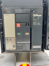 Load image into Gallery viewer, Schneider Merlin Gerin NT10H1 Masterpact Circuit Breaker 1000A w/ Micrologic 2.0 (Used)