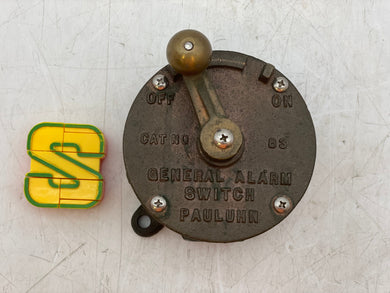 Cooper Crouse-Hinds Pauluhn 833 General Alarm Switch (Used-No Gasket)