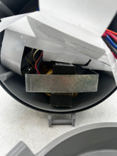 Load image into Gallery viewer, Eaton Crouse-Hinds Champ VMVS2A070GP/120 Luminaire, Pendant Mount (No Box)