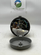 Load image into Gallery viewer, Eaton Crouse-Hinds Champ VMVSJ070GP/120-IR Luminaire, Stanchion Mount (Used)
