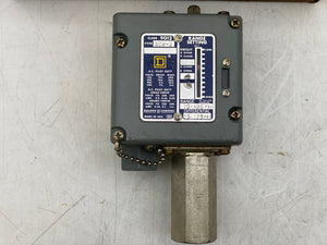 Square D ACW-2 Pressure Switch, Range 10-300PSI Differ. 25-125PSI (Open Box)