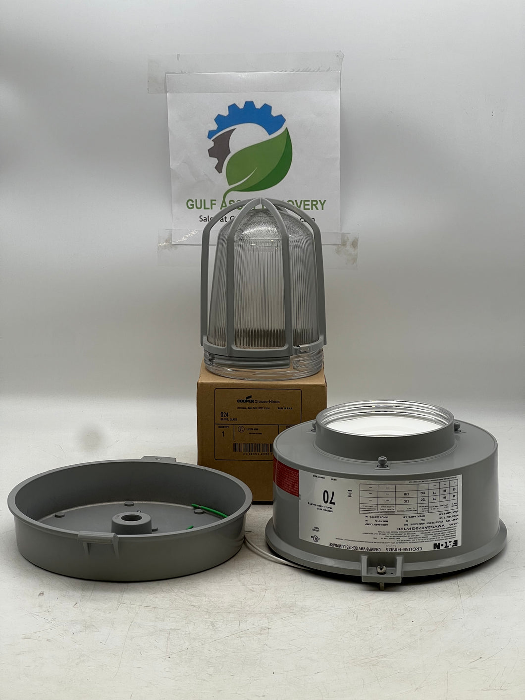 Eaton Crouse-Hinds Champ VMVS2A070GP/120 Luminaire, Pendant Mount (Open Box)
