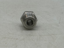 Load image into Gallery viewer, Parker 15K0101-4-4C Nipple 1/4" MNPT x 1/4" MNPT, 316SS (No Box)