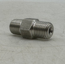 Load image into Gallery viewer, Parker 15K0101-4-4C Nipple 1/4" MNPT x 1/4" MNPT, 316SS (No Box)