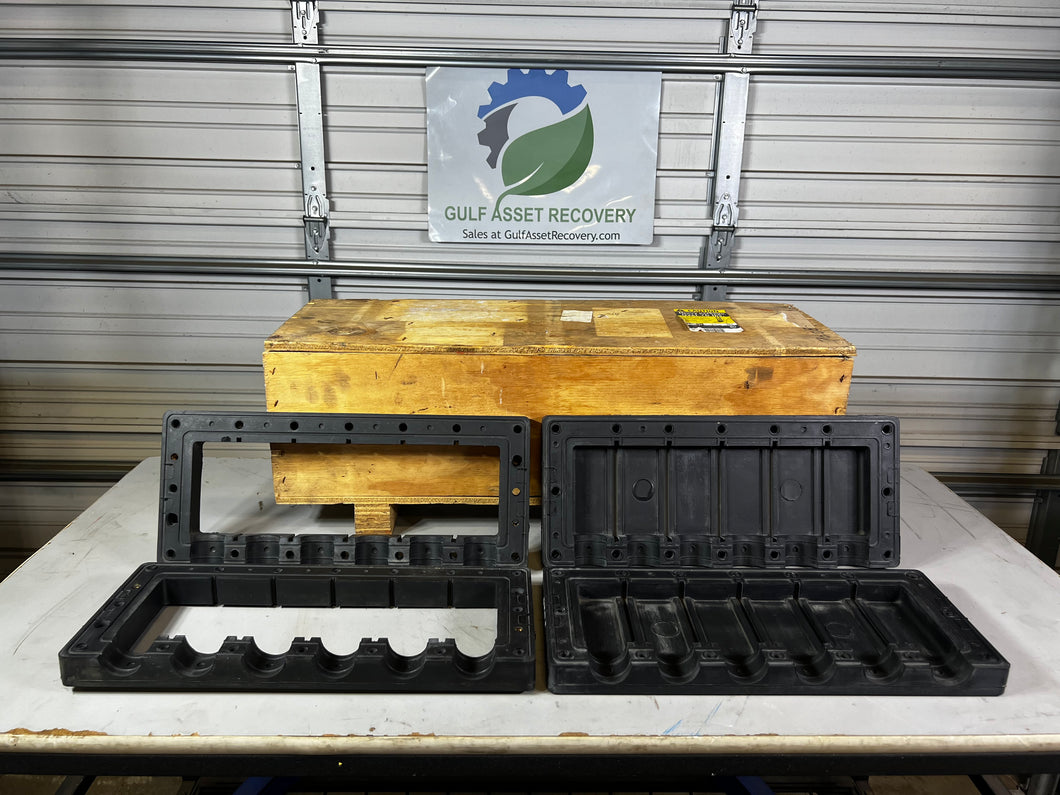 Duramax Marine 801650712/-70912/-50912 Top/Bottom Deck Heads, Single Bank (Open Box)