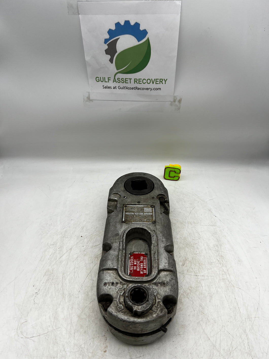 Sweeney 104 Torque Multiplier, 1800 FT. LBS. Output, 12:1 Power Ratio, 1-1/2