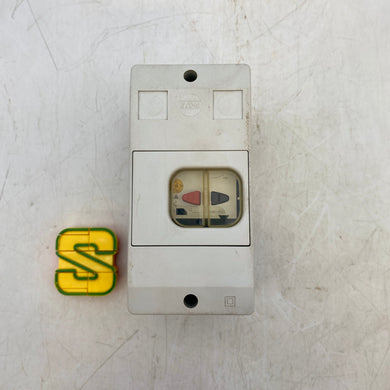 Eaton XTPB6P3BC1 PKZM01-6.3 Circuit Breaker, 3P 4-6.3A In Enclosure (Used)