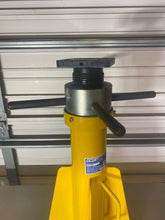 Load image into Gallery viewer, OMCN 216 Support Jack Stand, 15,000 kg / 33,060 Pounds (No Box)