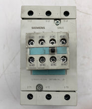 Load image into Gallery viewer, Siemens 3RT1045-1AL20 Contactor w/ 3RH1921-1HA22 Aux. Switch Block (Used)