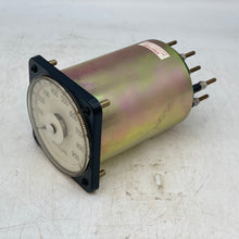 Load image into Gallery viewer, Yokogawa 103281900KVAR 103281 AC Kilovars Panel Meter, 0-900 Kilovars (Used)