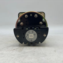Load image into Gallery viewer, Yokogawa 106452AAAA7 AB40 Synchroscope Panel Meter, Slow/Fast (Used)