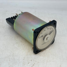 Load image into Gallery viewer, Yokogawa 106452AAAA7 AB40 Synchroscope Panel Meter, Slow/Fast (Used)