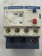 Load image into Gallery viewer, Schneider Telemecanique LRD04 Relay *Lot of (2) Relays* (Open Box)