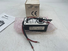 Load image into Gallery viewer, Altek 22761T-1000F 11-1000F RTD Simulator, 100 Ohm Pt 1.3850, 0-1000 DegF (New)