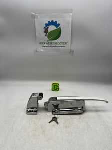 Kason A576A52 Refrigerator Door Handle, Radial Latch w/ Key/Lock (Used)