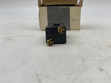 Load image into Gallery viewer, GE 55-513696G004 Replacement Coil For CR120B *Box of (4)* (Open Box)