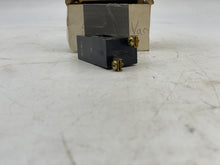 Load image into Gallery viewer, GE 55-513696G004 Replacement Coil For CR120B *Box of (4)* (Open Box)