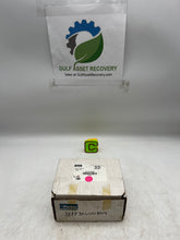 Load image into Gallery viewer, Parker 24-12-RB-SS Pipe Reducing Bushing, 1-1/2" x 3/4" NPT *Box of (9)* (Open Box)