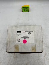 Load image into Gallery viewer, Parker 24-12-RB-SS Pipe Reducing Bushing, 1-1/2" x 3/4" NPT *Box of (9)* (Open Box)