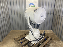 Load image into Gallery viewer, Carlisle &amp; Finch XC9849-R5 19&quot; Xenon Searchlight 1000W (Used)