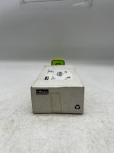 Load image into Gallery viewer, Parker 8MSC16N-316 A-LOK Male Connector, 1/2" Tube OD x 1" NPT, *Box of (5)* (New)