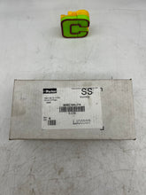 Load image into Gallery viewer, Parker 8MSC16N-316 A-LOK Male Connector, 1/2" Tube OD x 1" NPT, *Box of (5)* (Open Box)