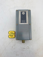 Load image into Gallery viewer, Allen Bradley 836-C2J Pressure Switch 10 PSI Type 4 &amp; 13 Al Enclosure (No Box)