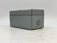Load image into Gallery viewer, Allen Bradley 836-C2J Pressure Switch 10 PSI Type 4 &amp; 13 Al Enclosure (No Box)