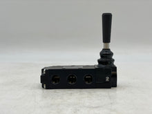 Load image into Gallery viewer, Parker 524831000 Manual Air Control Valve Switch (Used)