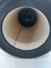 Load image into Gallery viewer, Donaldson P181109 Primary Round Air Filter (New)
