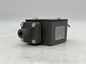 Barksdale E1H-H90 Pressure Actuated Switch (Used)