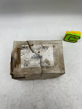 Load image into Gallery viewer, Parker 8ET8-316 A-LOK Inch Tube Union Tee, 1/2&quot;, *Box of (10)* (Open Box)