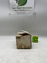 Load image into Gallery viewer, Parker 8ET8-316 A-LOK Inch Tube Union Tee, 1/2&quot;, *Box of (10)* (Open Box)